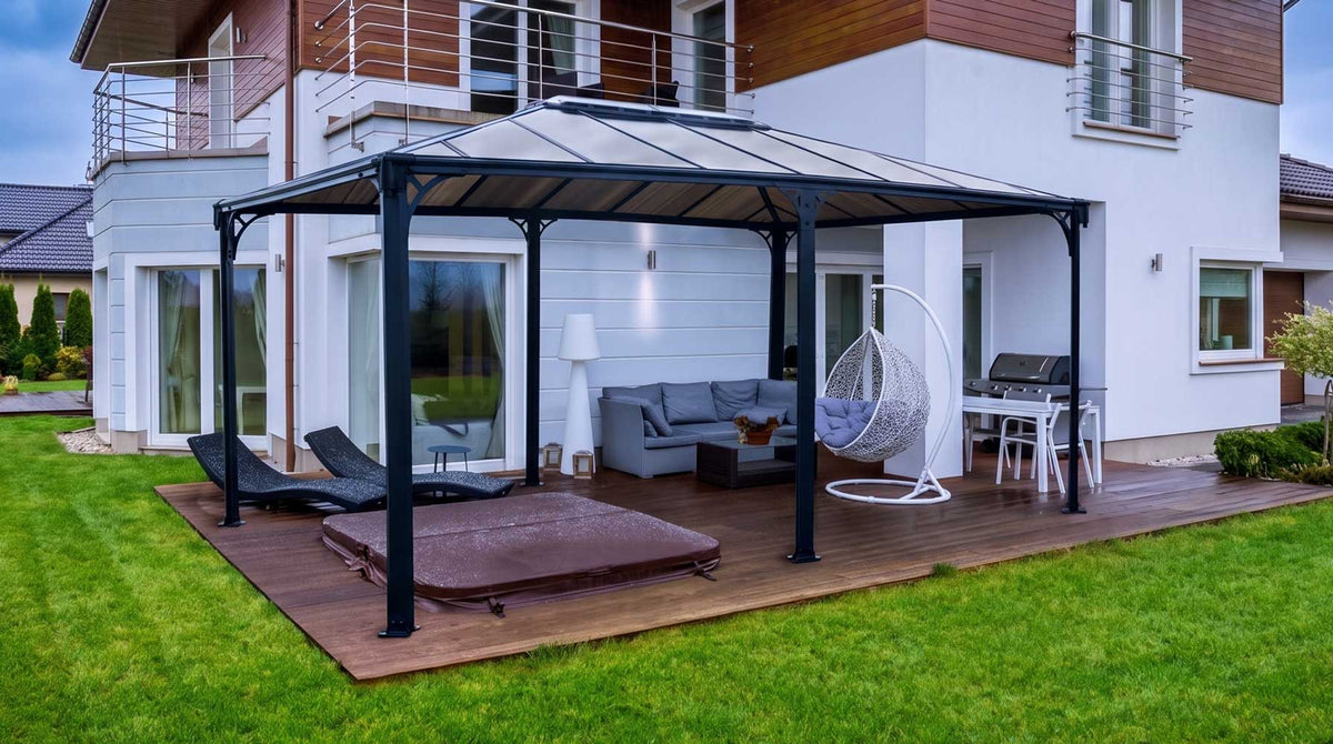 Large greenhouse